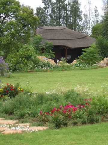 Blue Roan Guest Farm Logo